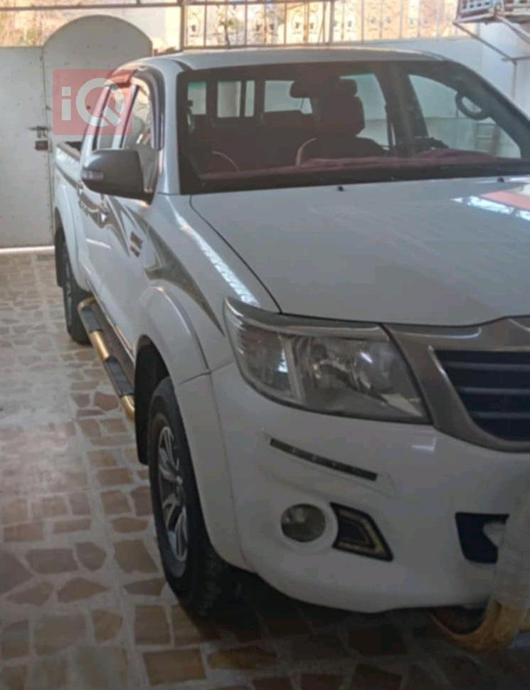 تويوتا هايلوكس